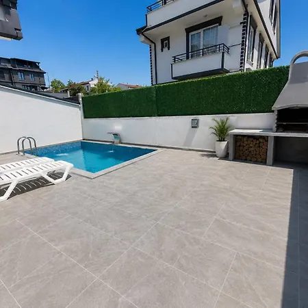 Villa Ayla *